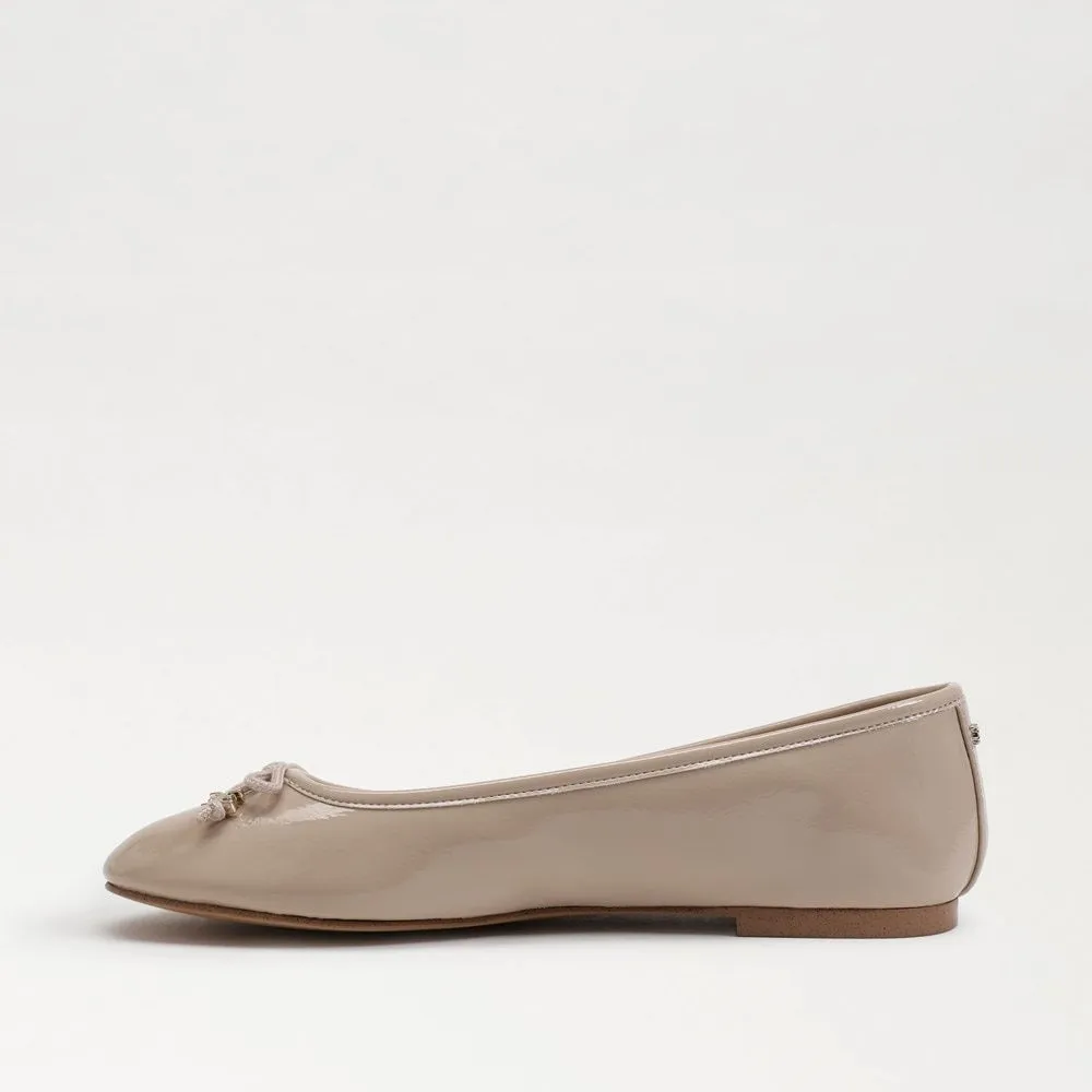 Sam Edelman Felicia Chai Latte Luxe Slip On Rounded Toe Flexible Ballet Flats