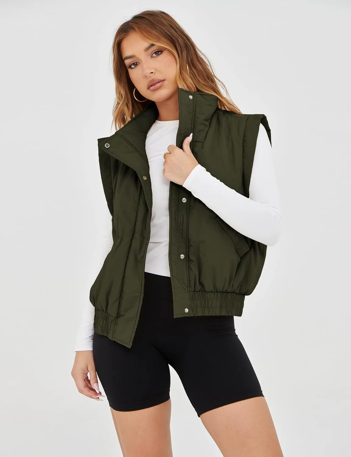 UANEO Womens Crop Vest Cropped Puffer Vest Quilted Lightweight Padded Gilet with Pockets